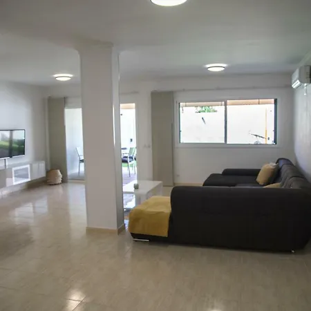 Vila Situada En Gran Canaria, *