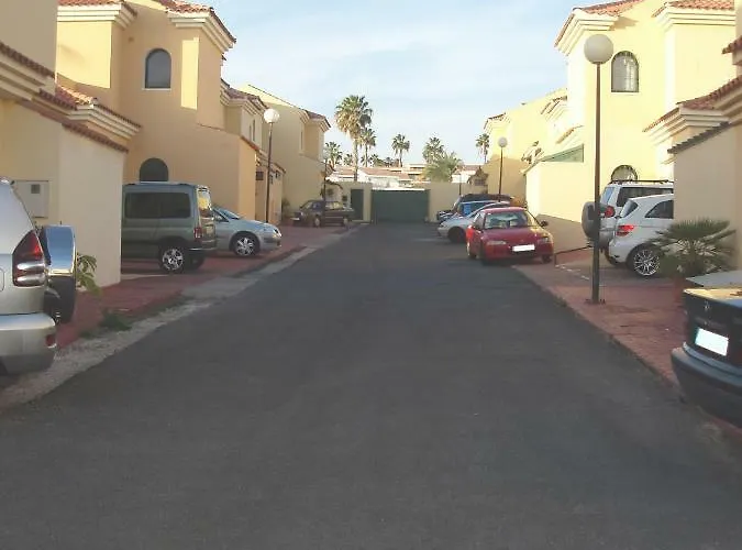 Situada En Gran Canaria, *